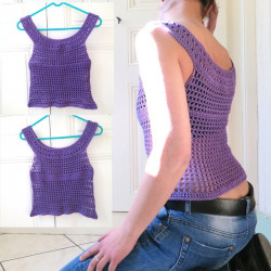 Débardeur au crochet violet