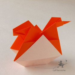 Poulette en papier