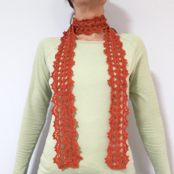 Echarpe au crochet La laine en dentelle
