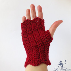 Mitaines rouges au crochet