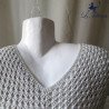 Tunique au crochet col V et pointe granny