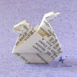 Poulettes en papier de livre