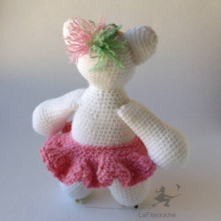 Ours blanc amigurumi au crochet