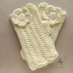 Mitaines fleurs écru au crochet
