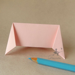 Marque-place écriteau en papier