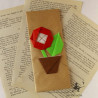 Marque page camélia rouge en origami