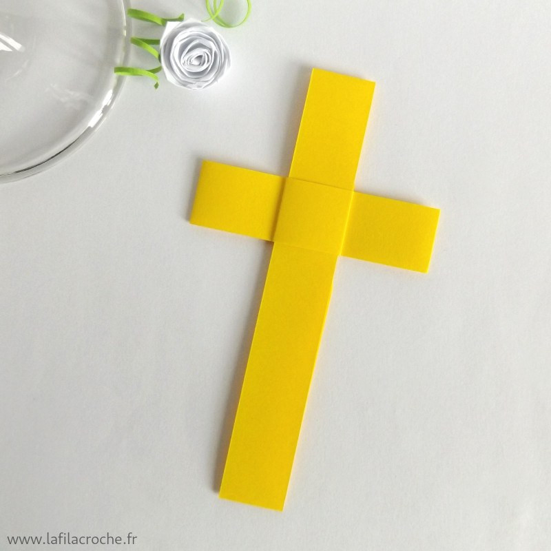 Marque-place Croix en papier