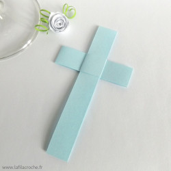 Marque-place Croix bleu ciel baptême