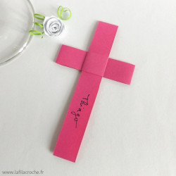 Marque-place croix Chrétienne origami