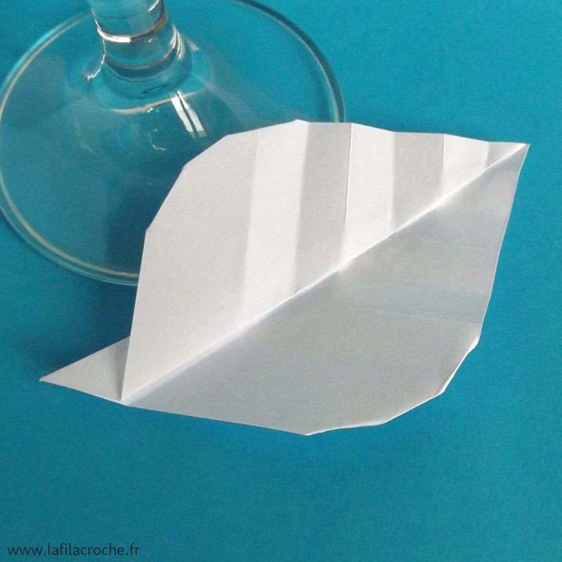 Marque-place feuille blanche