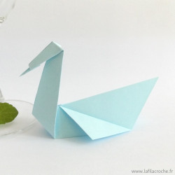 Marque-place cygne bleu ciel