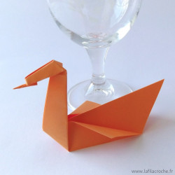 Marque-place cygne orange