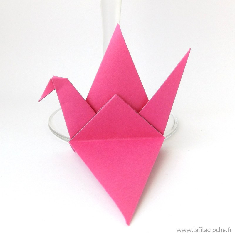 Marque-places grue origami rose vif