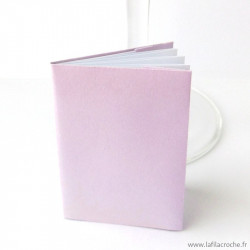 Marque-place mini livre mauve