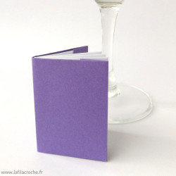 Marque place origami mini livre violet