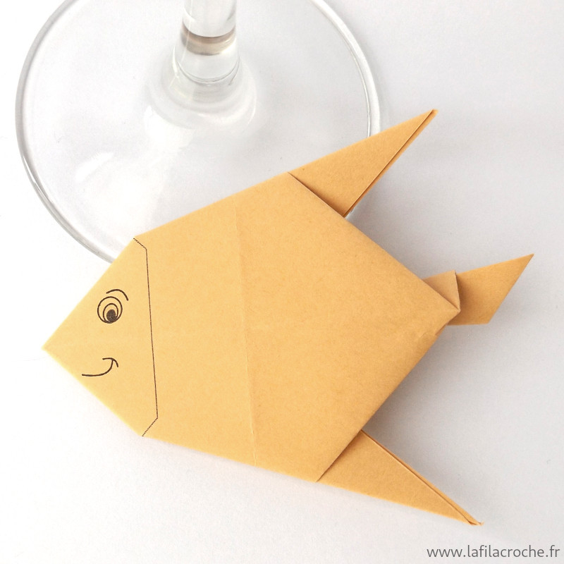 Marque-place poisson couleur sable