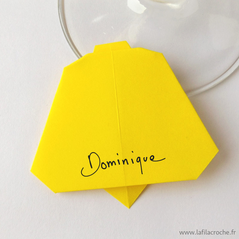 Marque-place cloche origami jaune