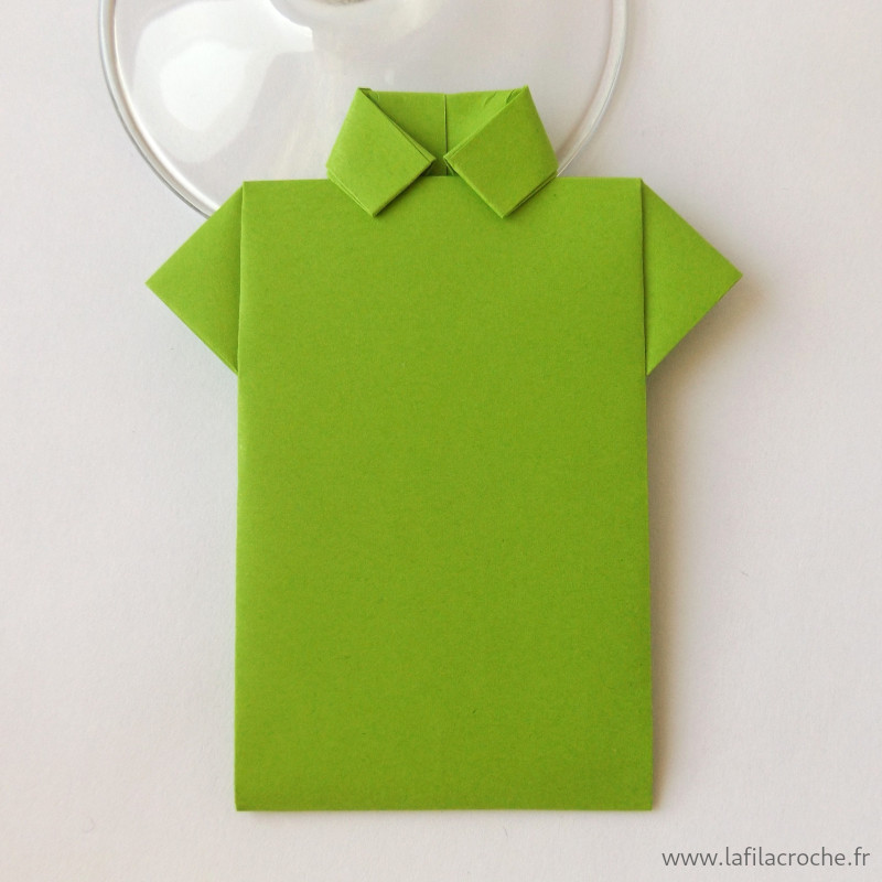 Marque-place chemise origami vert