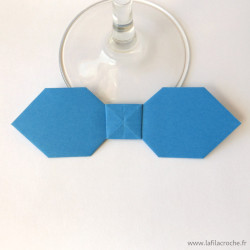 Marque-place nœud papillon bleu