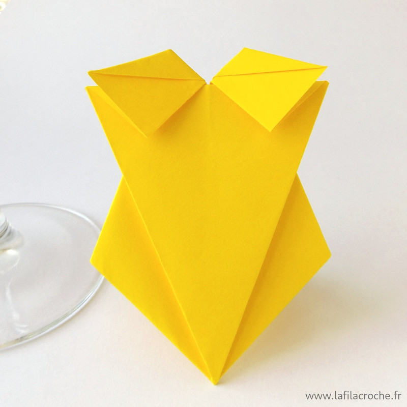 Marque-place maillot de bain origami jaune