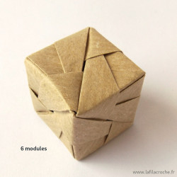 Kusudama origami avec 6 modules sonobe