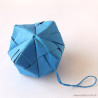 Boule bleue en origami