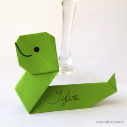 Marque-place serpent en origami