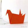 Marque-place grue assise origami rouge orangé