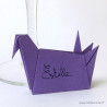 Marque-place grue assise en origami