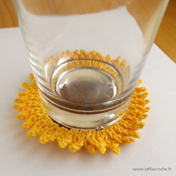Sous-verre tournesol au crochet