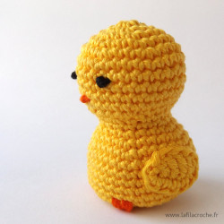 Amigurumi poussin vue de côté