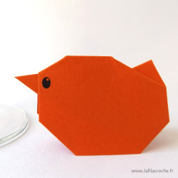 Marque-place poussin rouge orangé