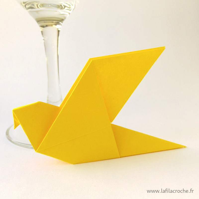 Marque-place colombe jaune