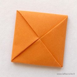 Menko origami orange