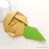 Marque-place camélia sable en origami