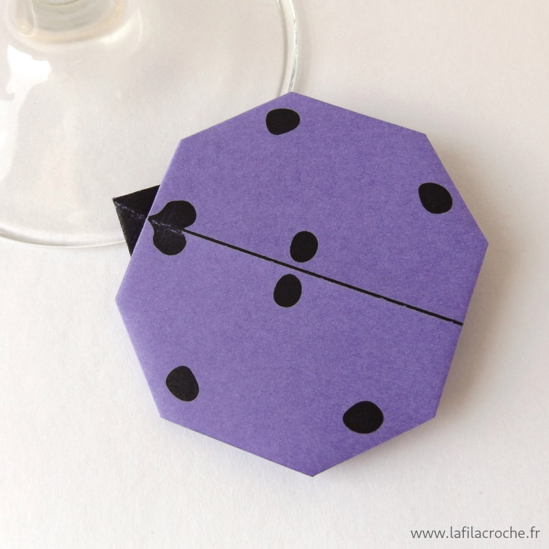 Marque-place coccinelle origami violet