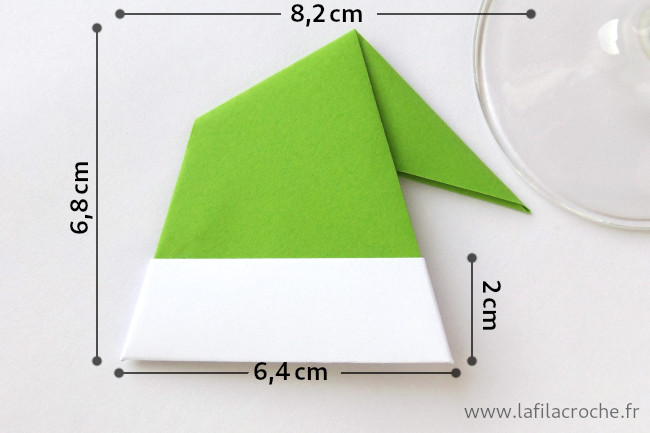 Dimensions du marque-place bonnet origami