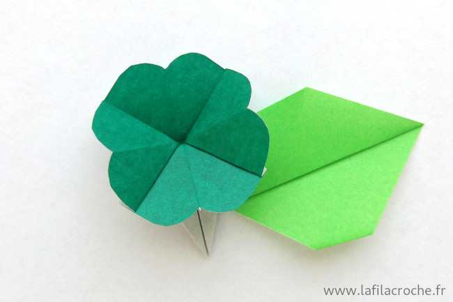Dreamil - Lot De 4 Guirlandes En Papier Trèfle à 4 Feuilles Multicolores - Décoration Fête, Anniversaire, Mariage